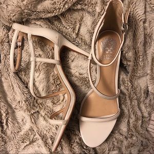 WHITE VINCE CAMUTO STRAPPY HEELS